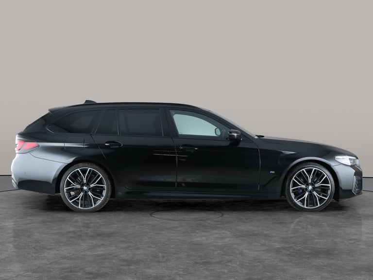 2021 BMW 5 Series 2.0 520d MHT M Sport Touring 5dr Diesel Hybrid Steptronic Euro 6 (s/s) (190 Est...
