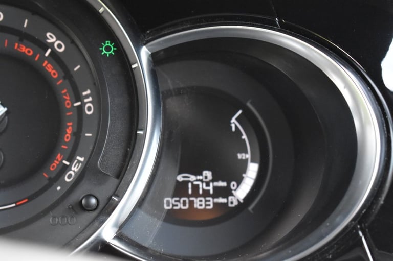 2017 DS Automobiles DS 3 1.2 PureTech 82 Elegance 3dr HATCHBACK PETROL Manual