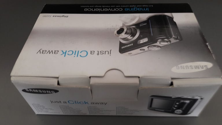 Digital Camera Samsung Digimax S600 with 6 mega pixels – post or collect