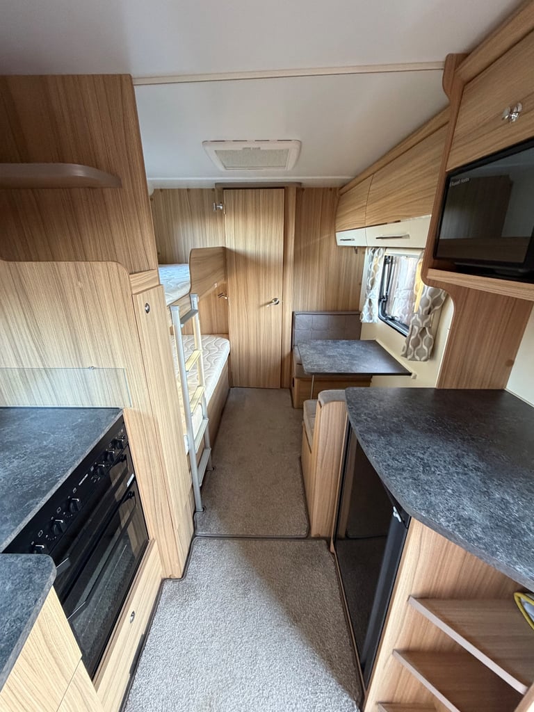 Bailey Phoenix + 650 2023