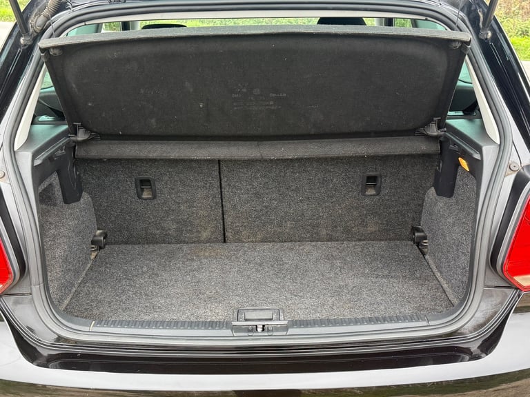 Volkswagen, POLO, Hatchback, 2011, Manual, 1390 (cc), 3 doors