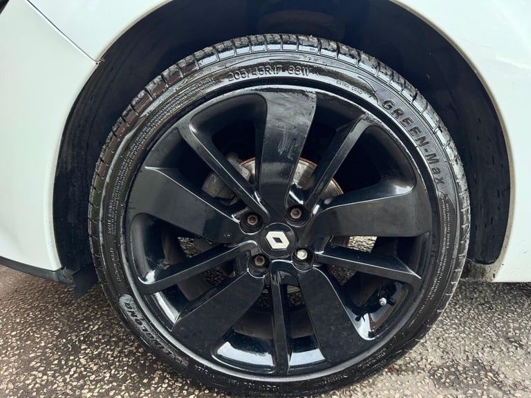 2015 Renault Clio 1.5 dCi Dynamique S Nav Auto Euro 6 5dr HATCHBACK Diesel Automatic