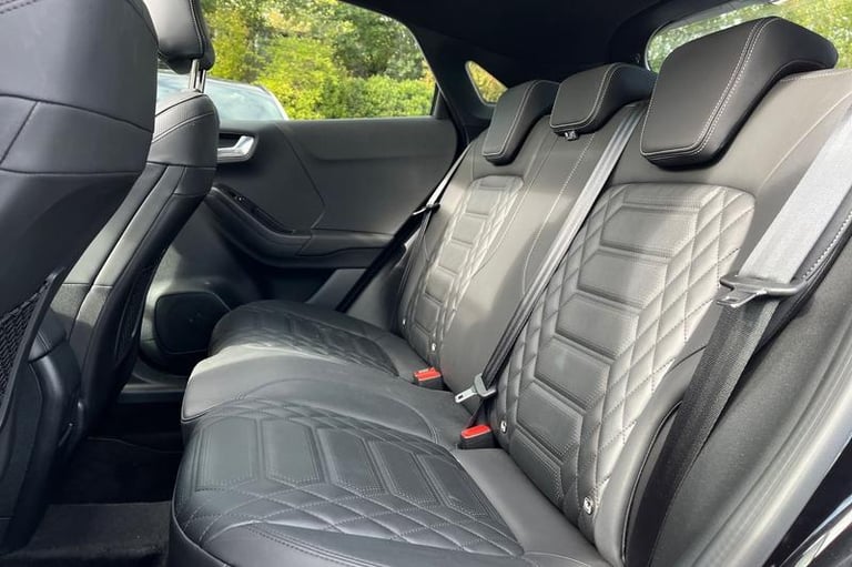 2022 Ford Puma 1.0 EcoBoost Hybrid mHEV ST-Line Vignale 5dr PANORAMIC SUNROOF, SELF PARKIN Hatchb...
