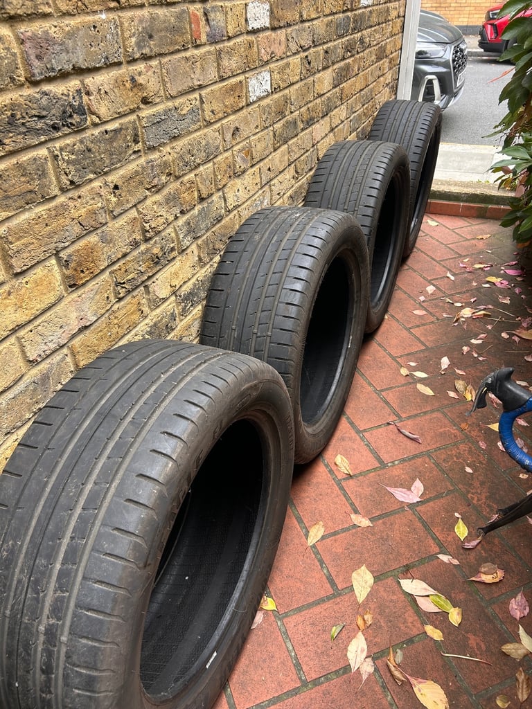 image for Second hand tyres 285/45R20
