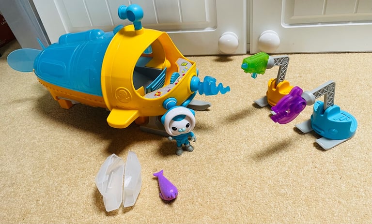 Octonauts Gup S polar exploration vehicle and accessories 
