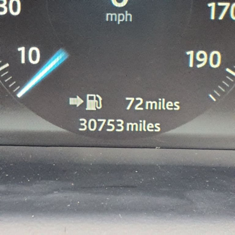 2018 68 JAGUAR XJ 3.0 D V6 PORTFOLIO 4D 296 BHP DIESEL