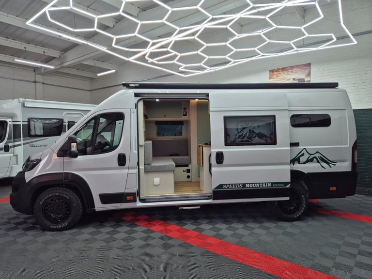 Peugeot Boxer SPEEDS MOUNTAIN EDITION, BLUEHDI 435 L4H2 PROFESSIONAL