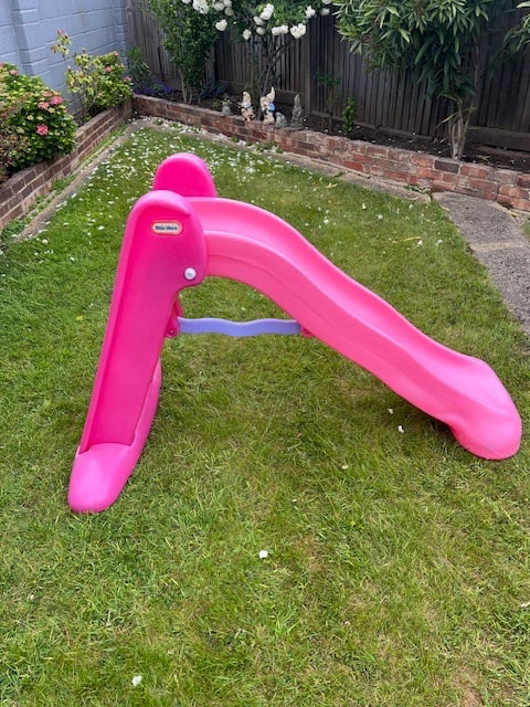 LITTLE TIKES EASY STORE LARGE SLIDE - PINK - HARDLY USED EXCELLENT CONDITION!