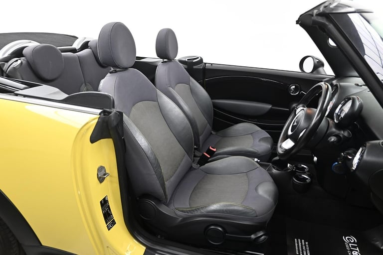 2009 MINI Convertible 1.6 Cooper 2dr CONVERTIBLE PETROL Manual