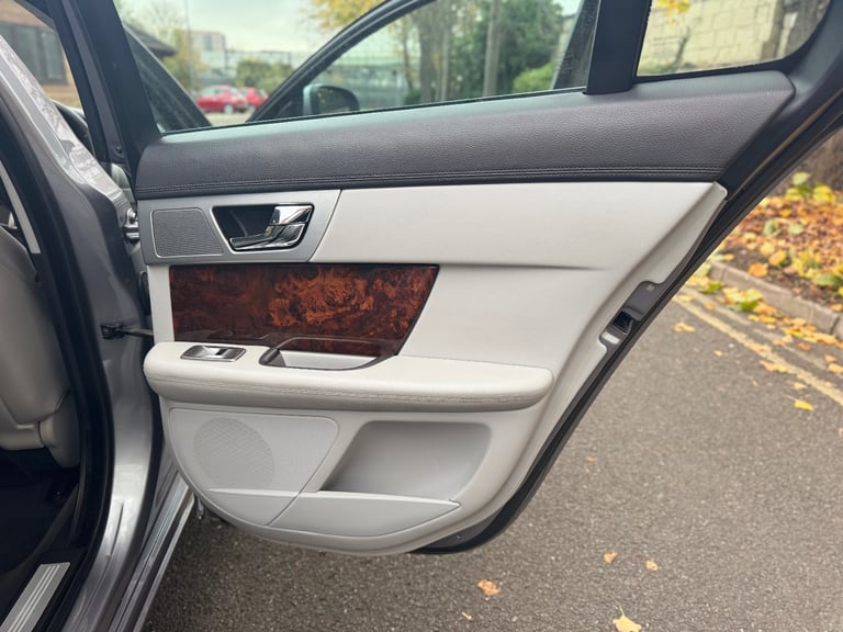 Jaguar xf luxury 2.2d 190