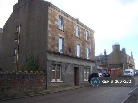 1 bedroom flat in Queen Street, Campbeltown, PA28 (1 bed) (#2667262)