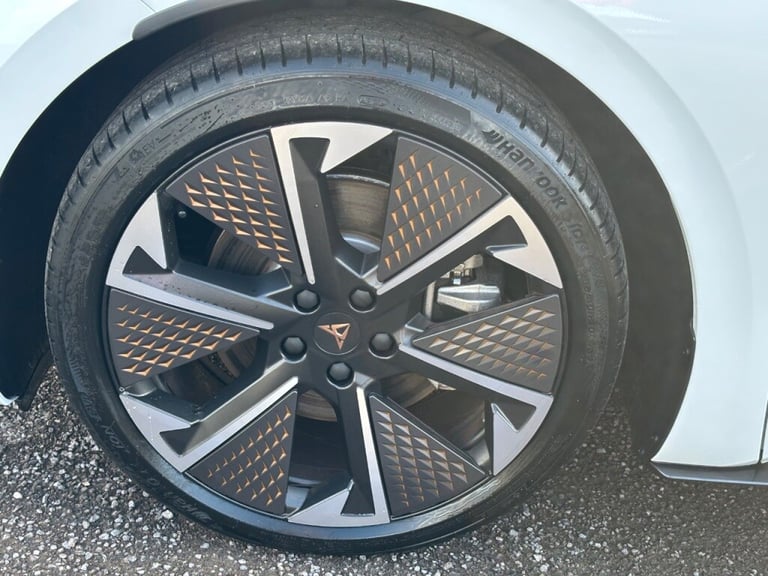  Cupra Born 170kW e-Boost V3 59kWh 5dr Auto Electric