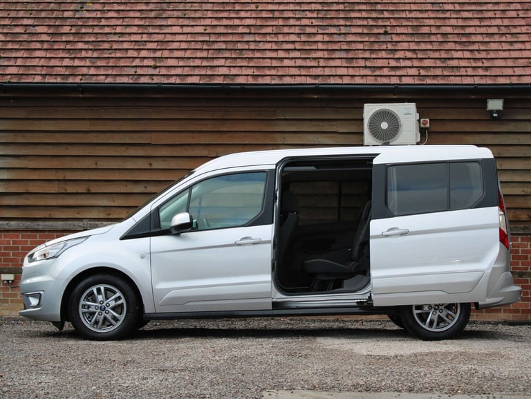 2022 Ford Tourneo Connect 1.5 TDCI Grand Tourneo Connect Titanium 7 SEATER MPV Unlisted Diesel Ma...