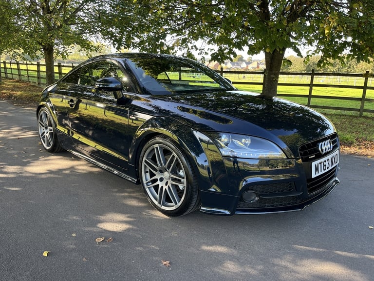 image for AUDI TT 2.0 TDI Black Edition 2013