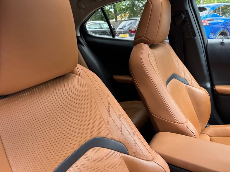 2019 Lexus UX 250h 2.0 Takumi 5dr CVT Hatchback Hybrid Automatic