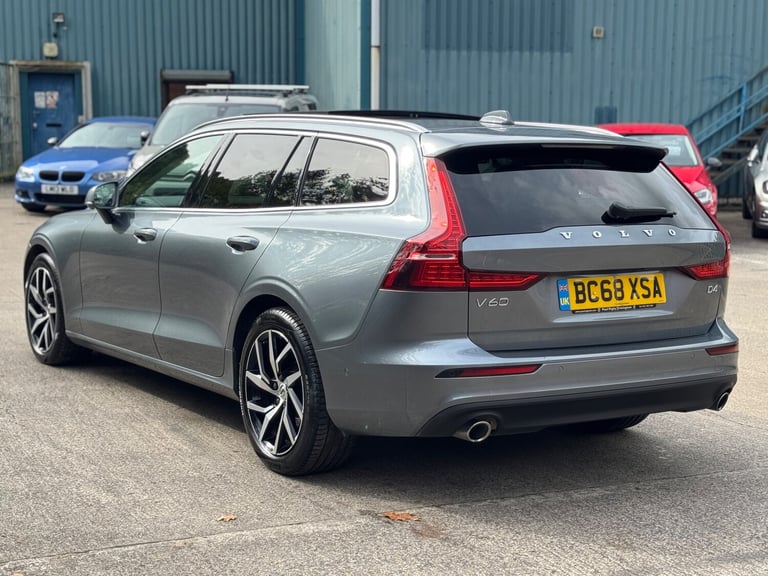 2019 Volvo V60 2.0 D4 Momentum Pro Estate 5dr Diesel Auto Euro 6 (s/s) (190 ps)