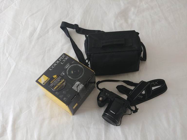 Digital Camera - Nikon Coolpix L330 Compact