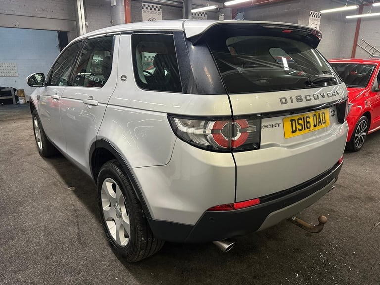 2016 Land Rover Discovery Sport 2.0 TD4 SE Tech 4WD Euro 6 (s/s) 5dr (5 Seat) ESTATE Diesel Manual
