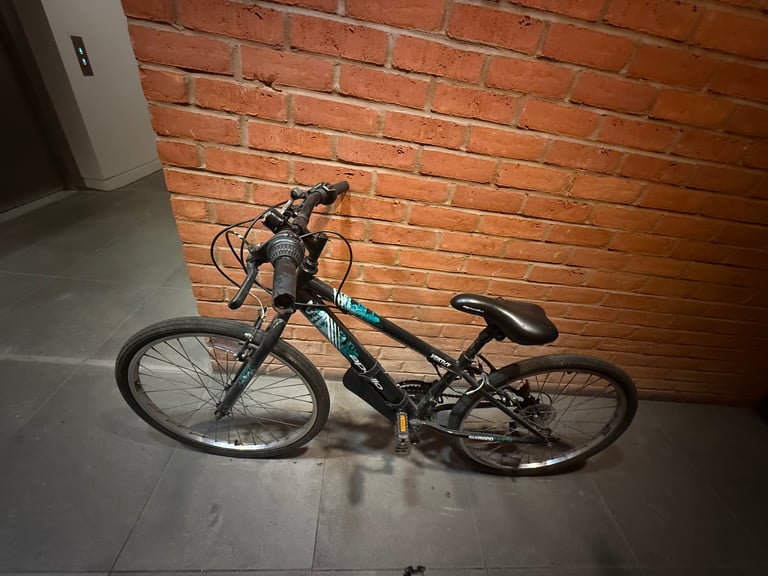 image for For sale-Apollo Vortice Junior Hybrid Bike - 24&quot; Wheel