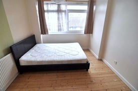 💥 MILE END - 3 Double rooms available 