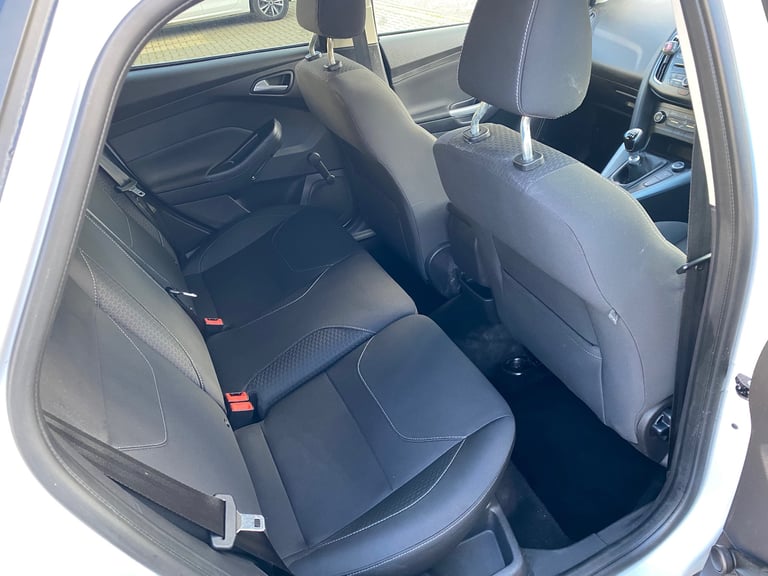 Ford, FOCUS, Estate, 2016, Manual, 1499 (cc), 5 doors