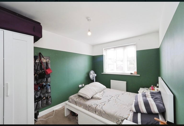 3 Bed Semi-Detached House, Adams Park Way, NG17