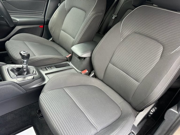 2019 Ford Focus 1.0T ECOBOOST TITANIUM 5dr EURO 6 (s/s) (125 ps) WITH SERVICE HISTORY  Hatchback ...