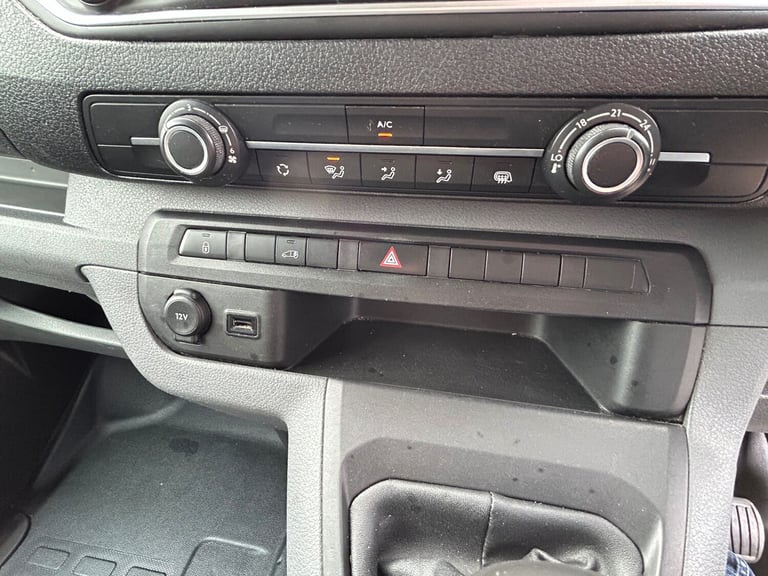 2020 Vauxhall Vivaro 2900 1.5d 100PS Dynamic H1 Van PANEL VAN Diesel Manual