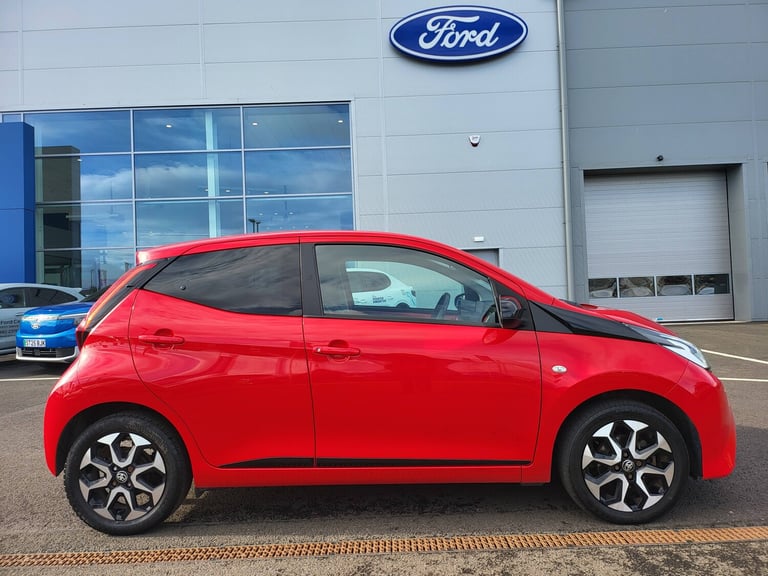 2019 Toyota AYGO VVT-I X-TREND X-SHIFT Hatchback PETROL Manual