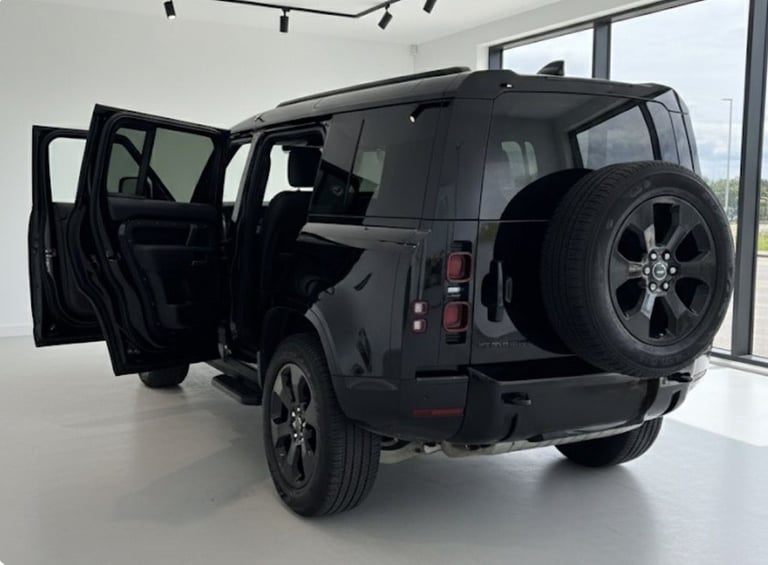2024 74 LAND ROVER DEFENDER 2.0 P300E 15.4KWH X-DYNAMIC HSE SUV 5DR PETROL PLUG-
