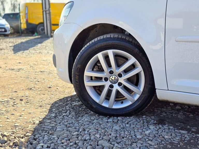 2014 Volkswagen Touran 1.4 TSI BlueMotion Tech SEL DSG Euro 6 (s/s) 5dr MPV Petrol Automatic