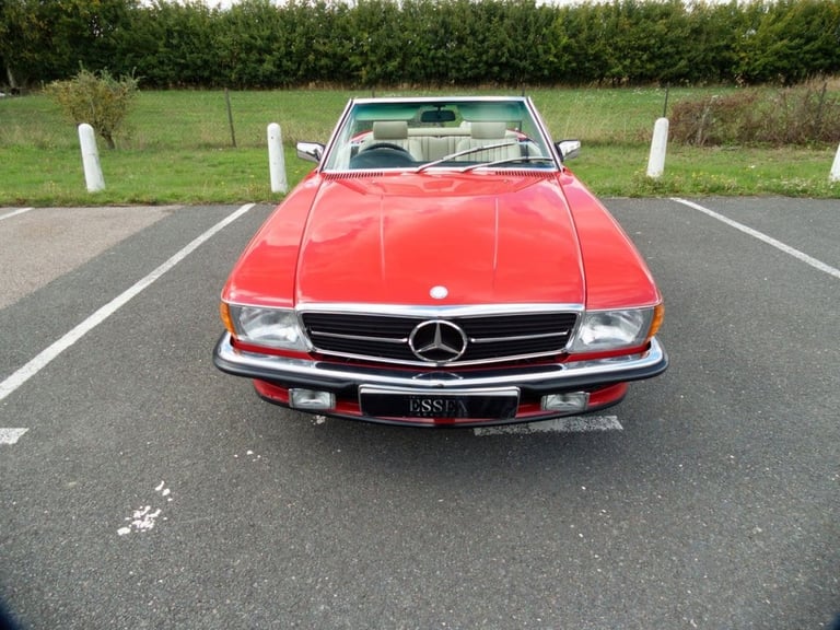 1988 Mercedes-Benz SL 3l 2d  AUTO  188 BHP Convertible Petrol Automatic
