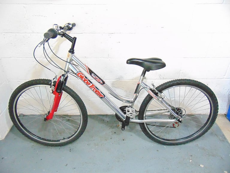 Globe Trotter (16 inch frame) Hardtail Mountain Bike (free local delivery)