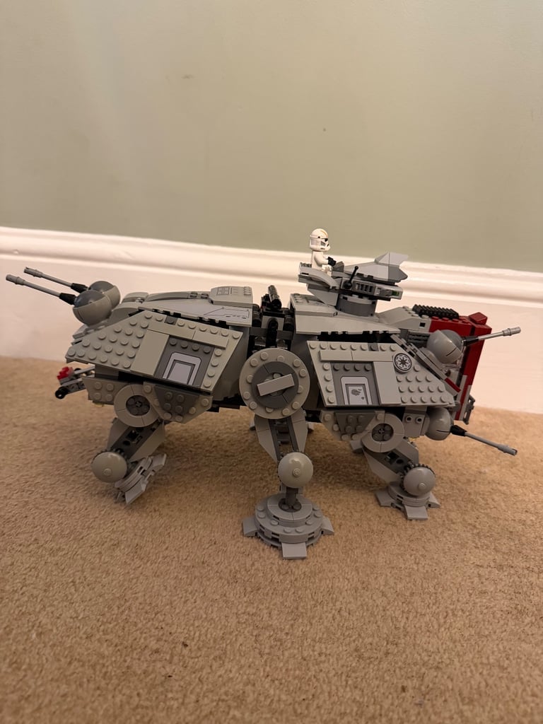 Lego Star Wars tank AT-TE