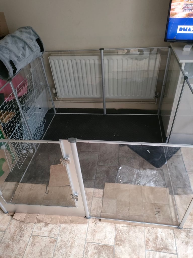 Clear metal framed pet pen 
