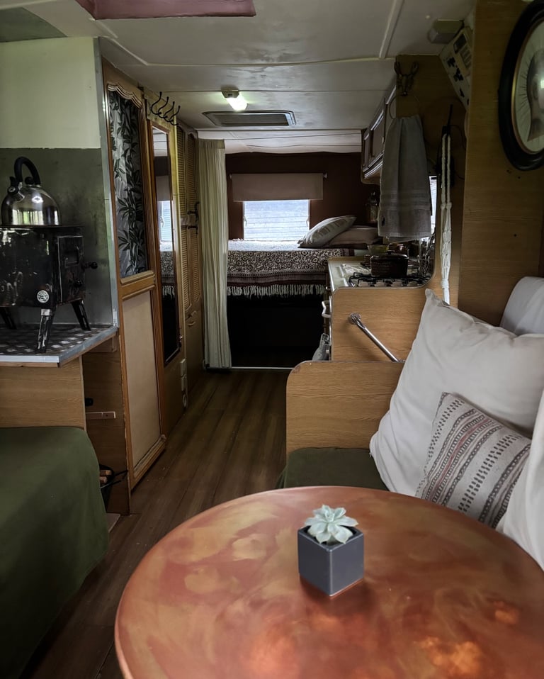 Dodge 50 motorhome, automatic, perkins 4-cylinder 4.0l engine