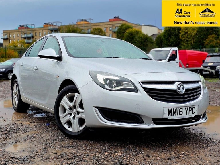 2016 Vauxhall Insignia 1.6 CDTi Design Hatchback 5dr Diesel Auto Euro 6 (136 ps) Hatchback Diesel...