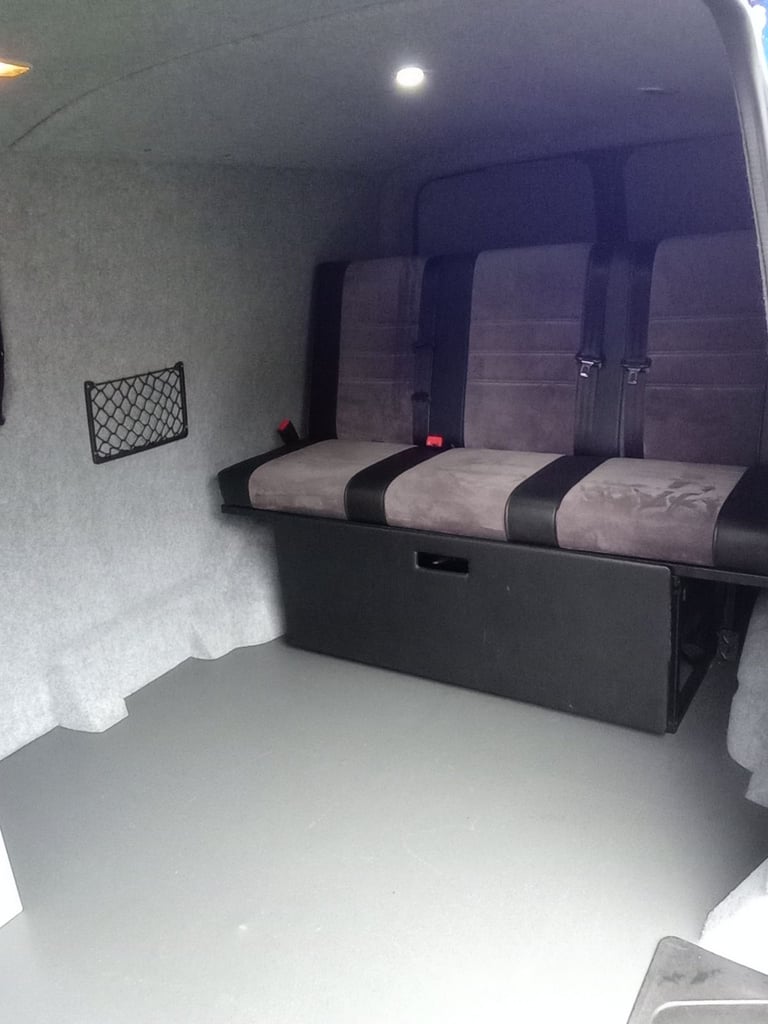 VW Transporter T5.1 LWB T30 converted Camper/weekend van