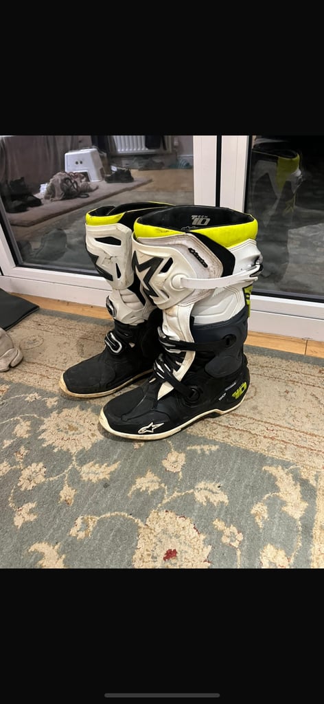 Alpinestars tech 10 boots 