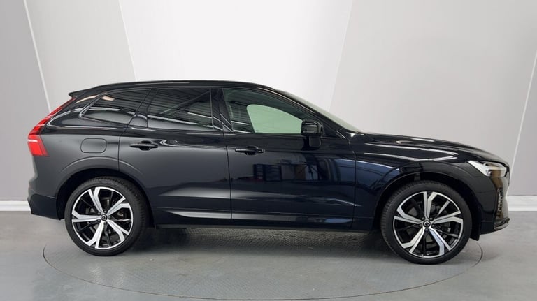 2022 Volvo XC60 2.0 B5P R DESIGN 5dr AWD Geartronic ESTATE PETROL Automatic