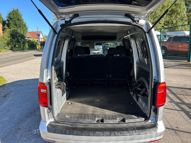 2018 Volkswagen Caddy Maxi 2.0 TDi C20 Maxi FWD 5dr (Window) WINDOW VAN Diesel Manual