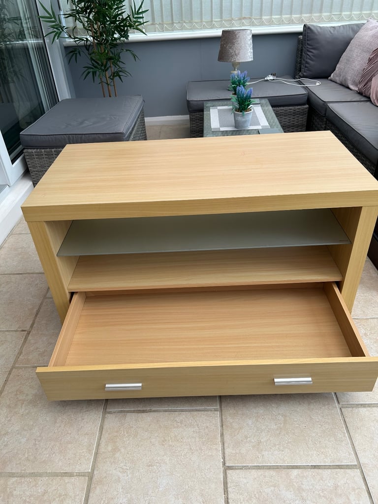Tv stand / coffee table 