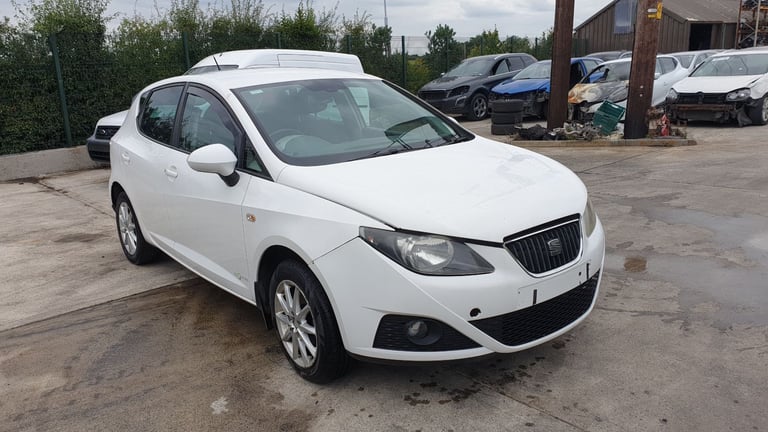 **For breaking** Seat Ibiza Copa, 1.2 diesel 5 speed (2012).