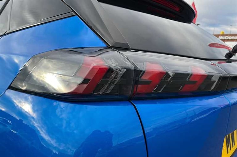 2021 Peugeot E-2008 50kWh GT SUV 5dr Electric Auto (136 ps) SUV Electric Automatic