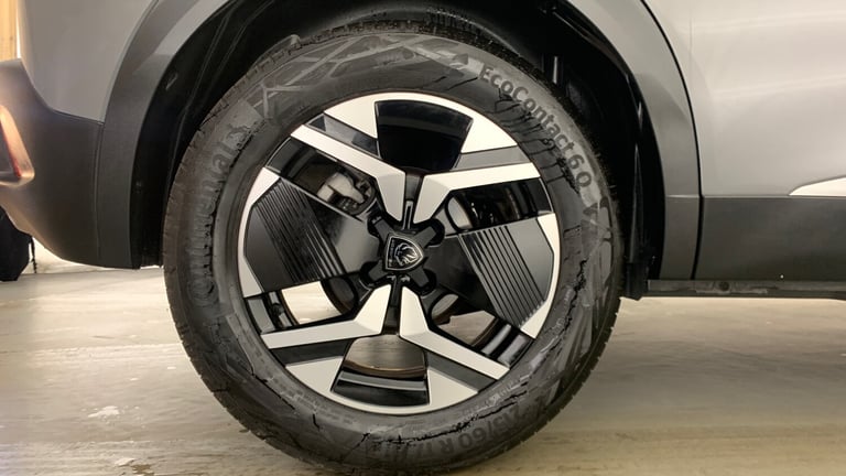 2024 Peugeot 2008 1.2 PureTech Allure SUV 5dr Petrol EAT Euro 6 (s/s) (130 ps) SUV Petrol Automatic