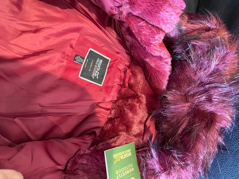 Regatta Lyanna Waterproof Parka – Cabernet – Size 10 / S