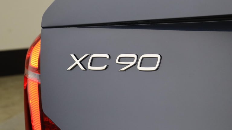 2025 Volvo XC90 2.0 B5P Plus Dark 5dr AWD Geartronic ESTATE PETROL Automatic