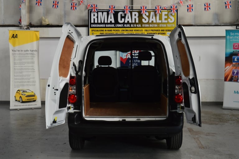 2016 Peugeot Partner 850 1.6 HDi 92 Professional ONLY 5000 MILES Van  Diesel Manual