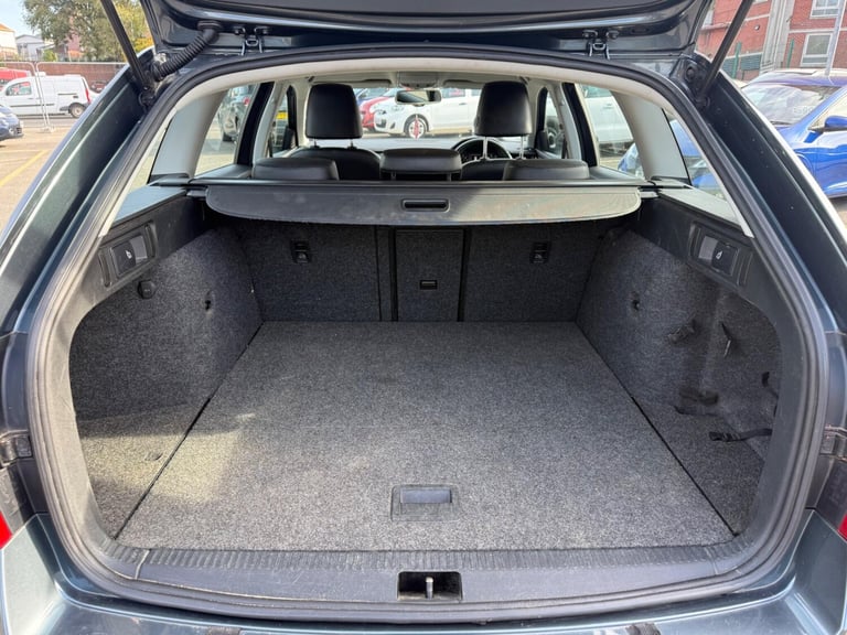 2015 Skoda Octavia 2.0 TDI CR Elegance 5dr ESTATE DIESEL Manual