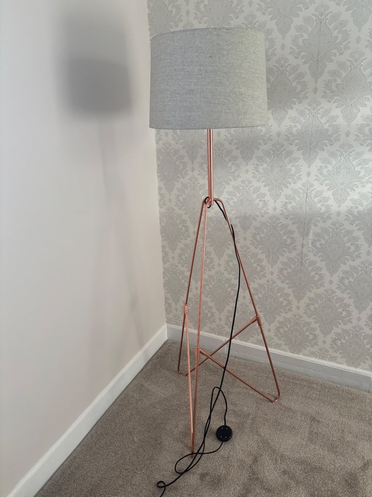 2 x standard lamps copper base 